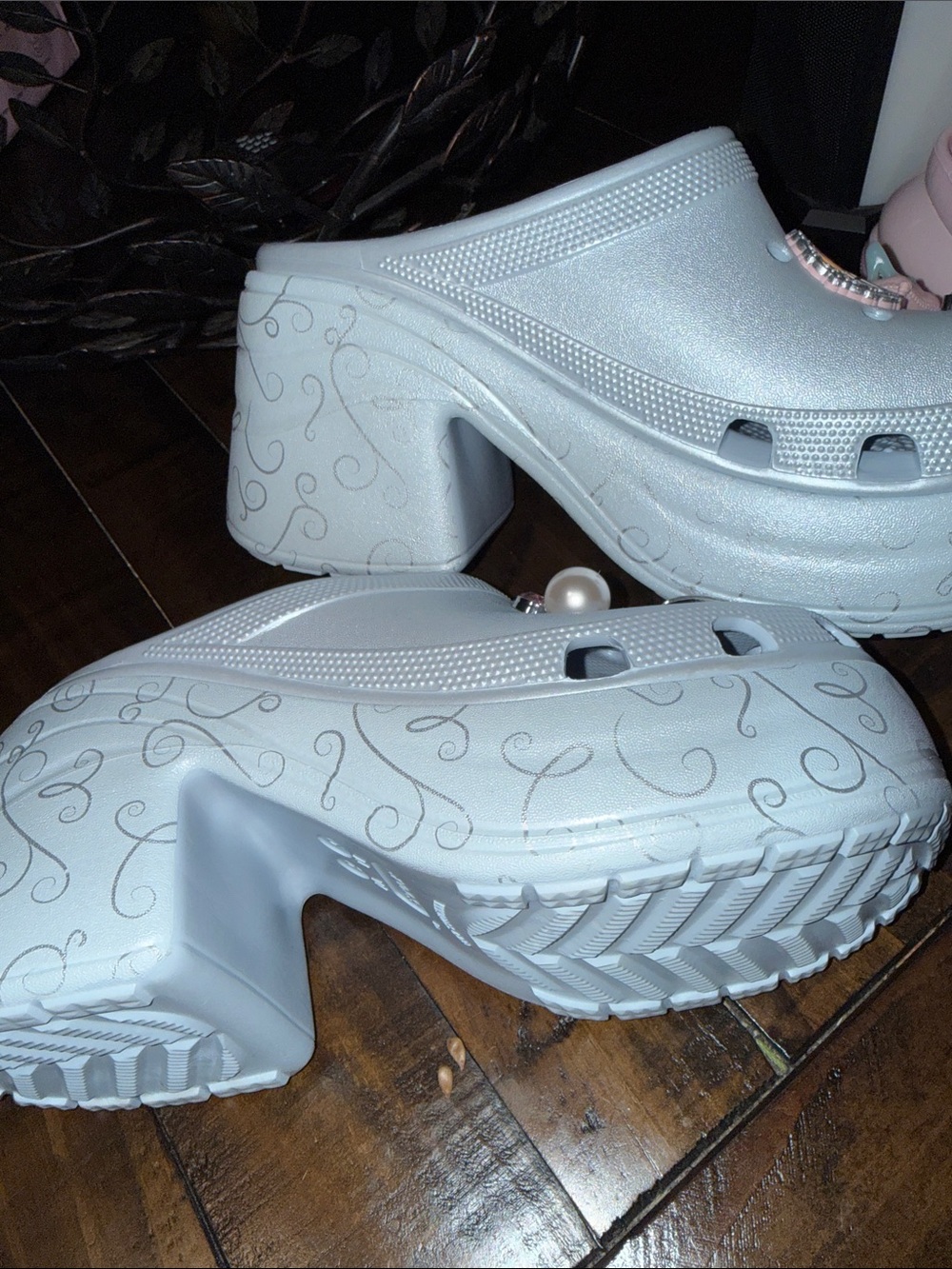 CROCS Siren Cinderella 75th Anniversary Heels . - Picture 7 of 9